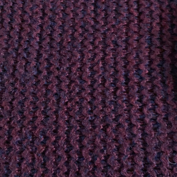 Forever 21 Sweater - Picture 3 of 5